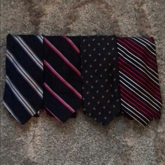 Brooks Brothers Other - Brooks brothers set of 4 mens ties
